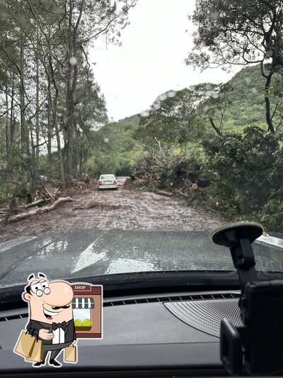 Veja imagens do exterior do Rancho Campolino