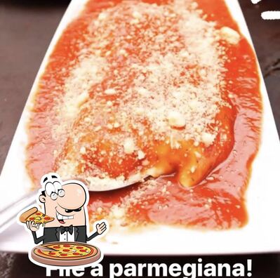 Escolha pizza no Barraca Tia Maura