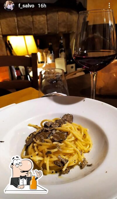 Enoteca Taverna U.v.a Club serve un'ampia selezione di cose da bere