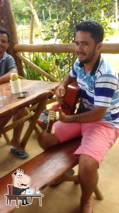 O interior do Recanto da Tilápia
