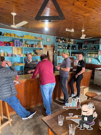 O interior do Bar e mercearia Valfrido