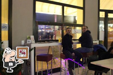 Siediti a un tavolo di Bar Tabaccheria L'etoile Montegrotto
