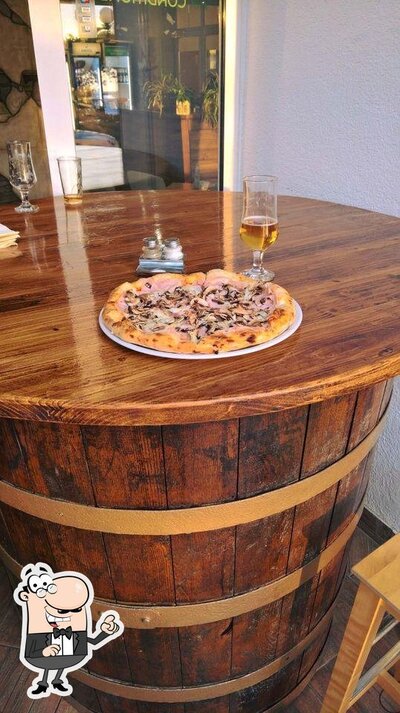 Siediti a un tavolo di Food Bar "OLIVETO"