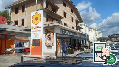 Goditi la vista dagli esterni di Caffè break