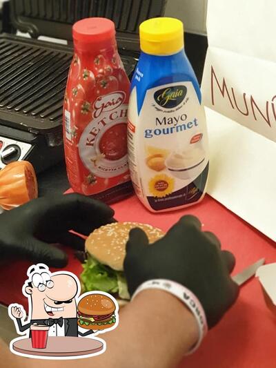 Gli hamburger di Caffè Centro potranno soddisfare i gusti di molti