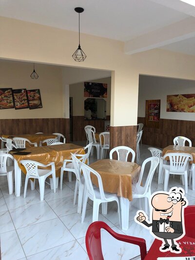 Veja imagens do interior do Pizzaria Tairu