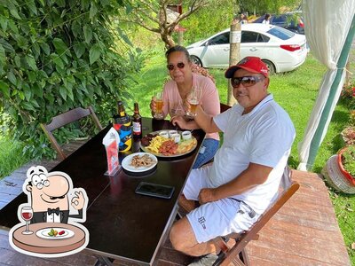 Comida em Estação Containner