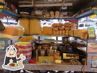 Food at Kailash Dabeli