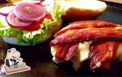 Platos en Brutu's