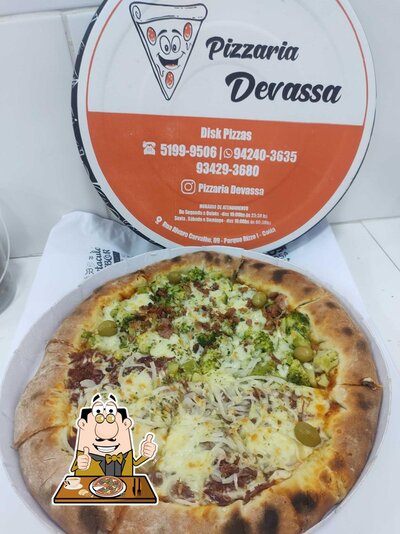 No Pizzaria devassa, você pode pedir pizza