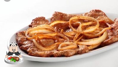 Refeições de carne são disponibilizados no Machado's Bar