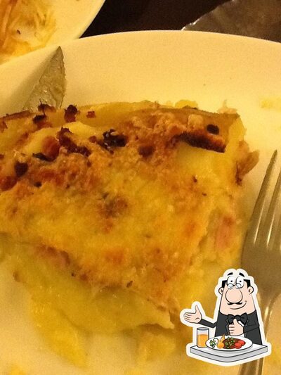 Comida em Pizzaria Napole