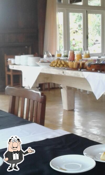 Veja imagens do interior do Restaurante Ville Real