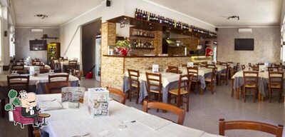 Siediti a un tavolo di La Fontanina di Centocelle