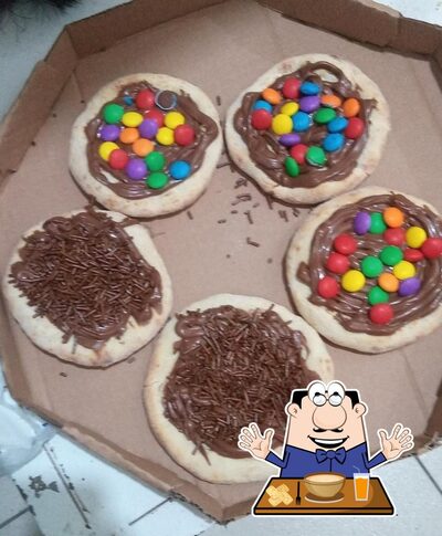 Platos en Divina Pizza