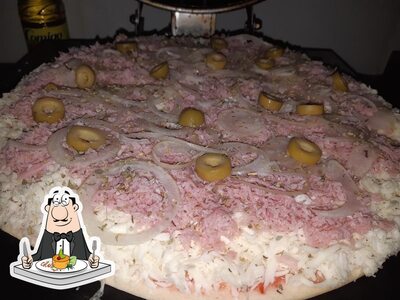 Comida em Pizzaria Pedacinho do Céu