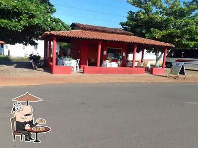 Desfrute da vista da área externa do Lanchonete e Restaurante Mix