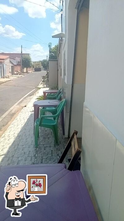 O interior do Bar da dona Elisete