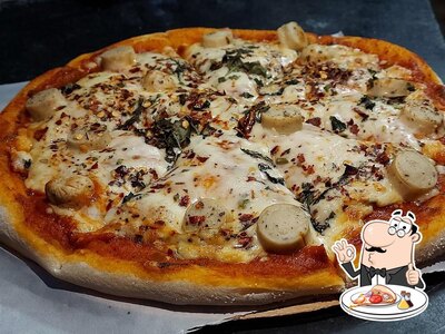Pick various kinds of pizza