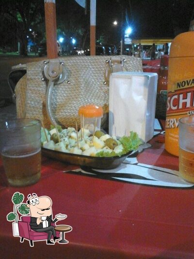 Veja imagens do interior do Bar do Goiano