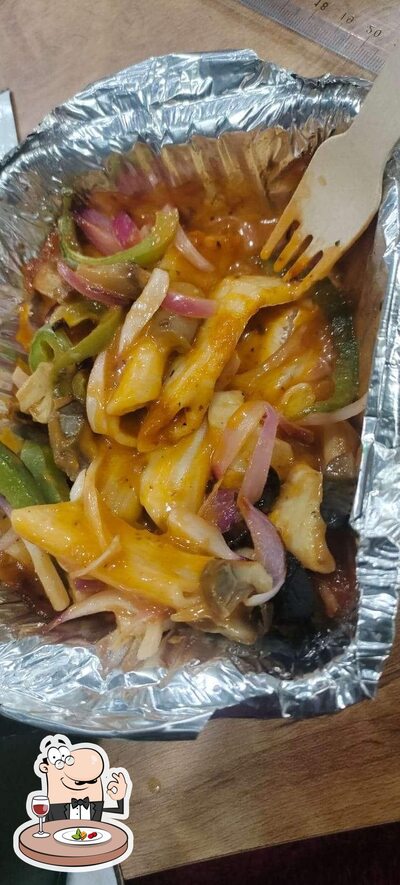 Food at delicious Pahadi Pizza