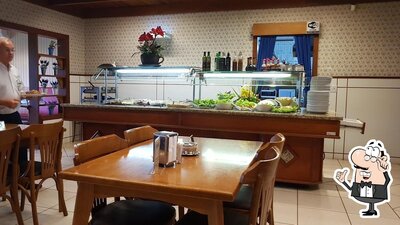 O interior do Café Tainhas