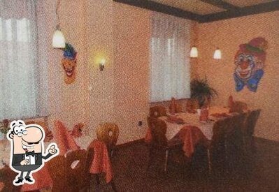 Installez-vous à l'une des tables de Carpe Diem