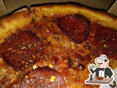 Food at Hundo Pizza