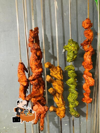 The visitors of Malayali Cafe can get different seafood meals