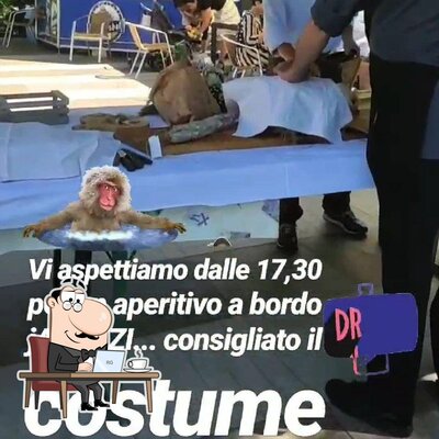 Dai un'occhiata agli interni di HP 27