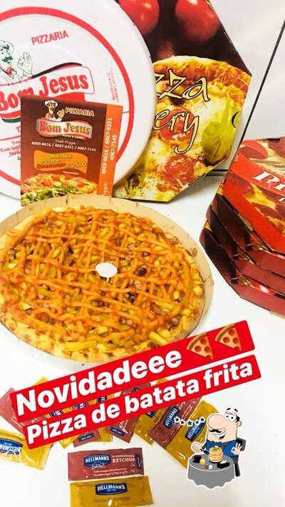 Comida em Pizzaria Bom Jesus