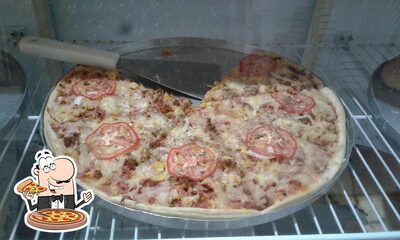 Peça diferentes tipos de pizza