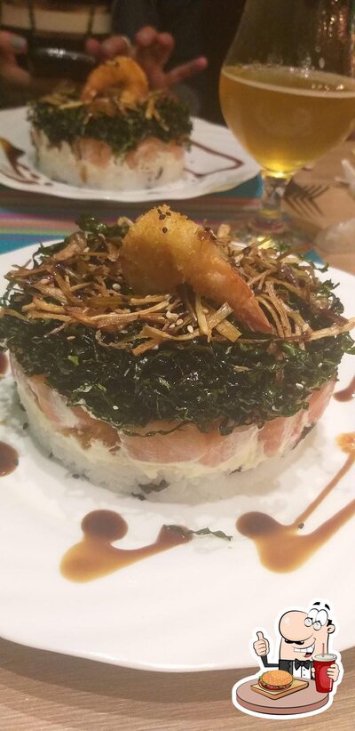 Poke In Casa serve uma infinidade de opções para os amantes dos hambúrgueres