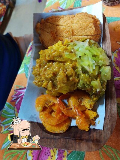 Platos en Acarajé da Ires