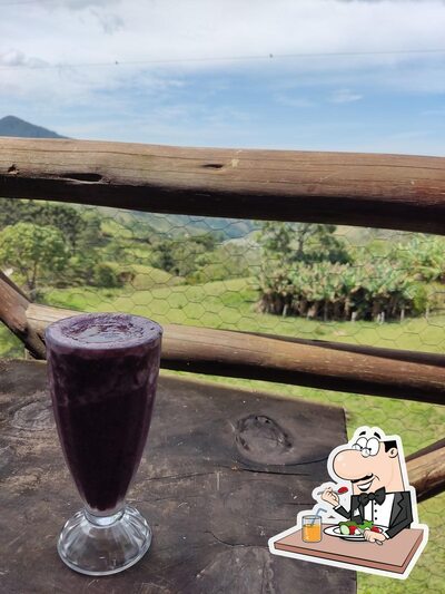 Comida em Café no Caminho