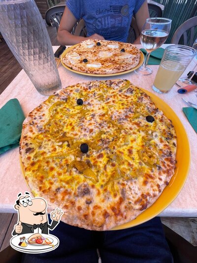 Prenez des pizzas à Pizzeria