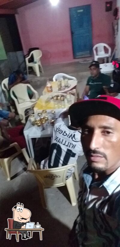 O interior do Bar do lorim