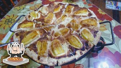 Escolha diferentes variedades de pizza
