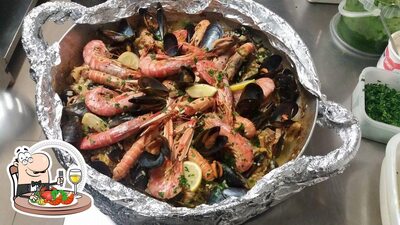 Ordina tra i vari pasti di mare proposti al ristorante La Caladda
