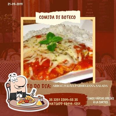 Peça diversos estilos de pizza