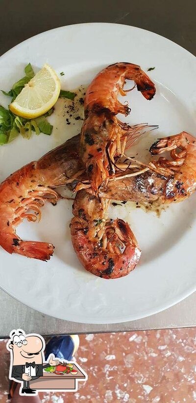 I clienti di Da Ciro possono godersi diversi pasti di mare