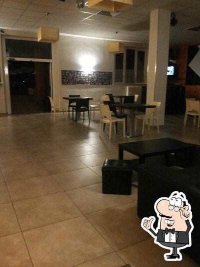 Gli interni di Club Zone 60035