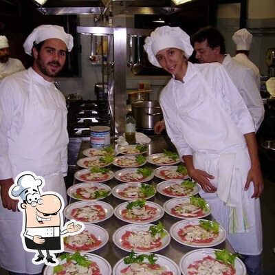 Experimente do prato preparado pelo chef