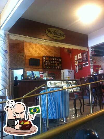 Comida em Noblesse Café