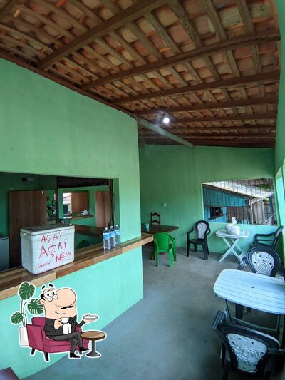 Veja imagens do interior do Restaurante da Noêmia