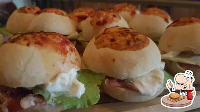 Prova un hamburger al ristorante Cip & Ciop