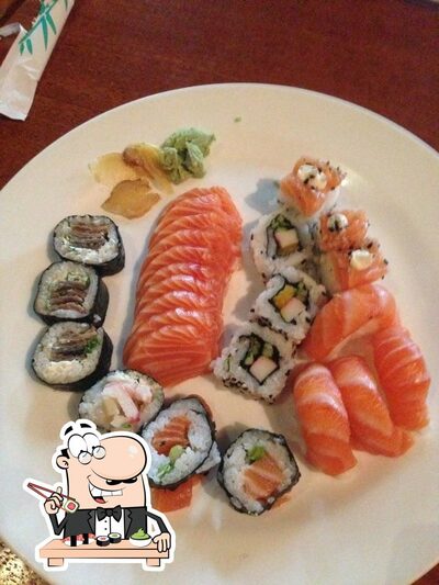 Sushi é um popular item de comida originário do Japão