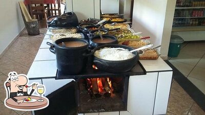 Comida em Restaurante Duas Garcas