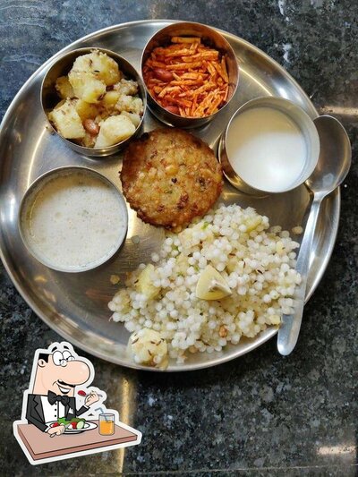 Meals at Zhatpat Local