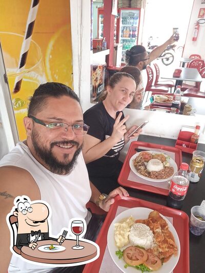 Platos en SNOBS PIZZARIA FAST FOOD